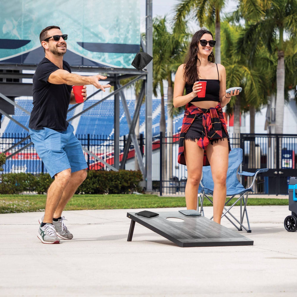Tailgate Toss L476