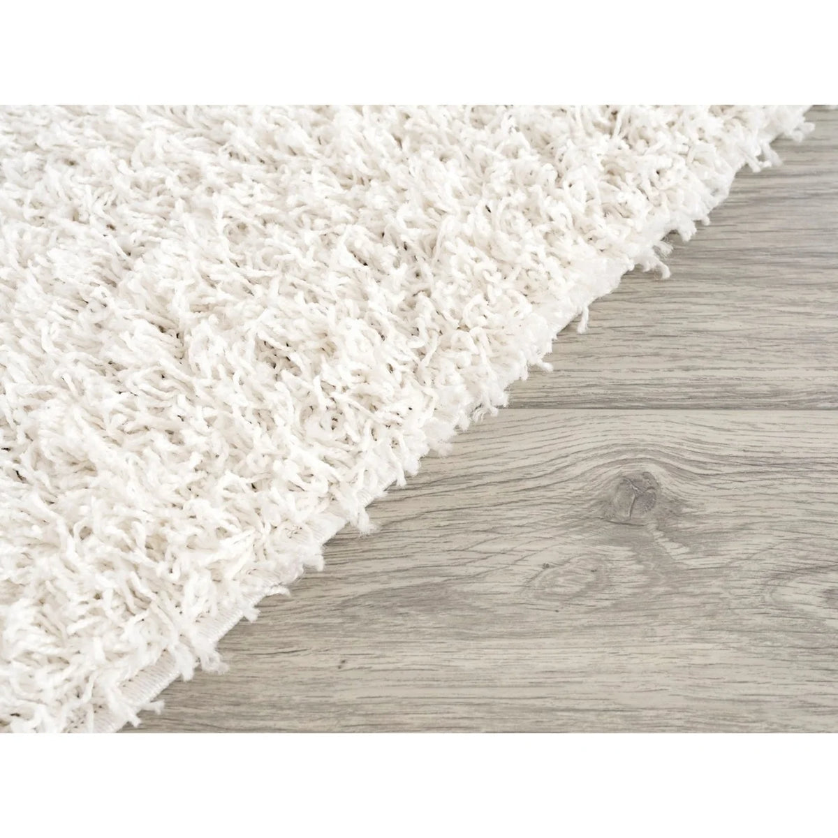 White Shag 5' X 7' Rectangular Rug Z488762