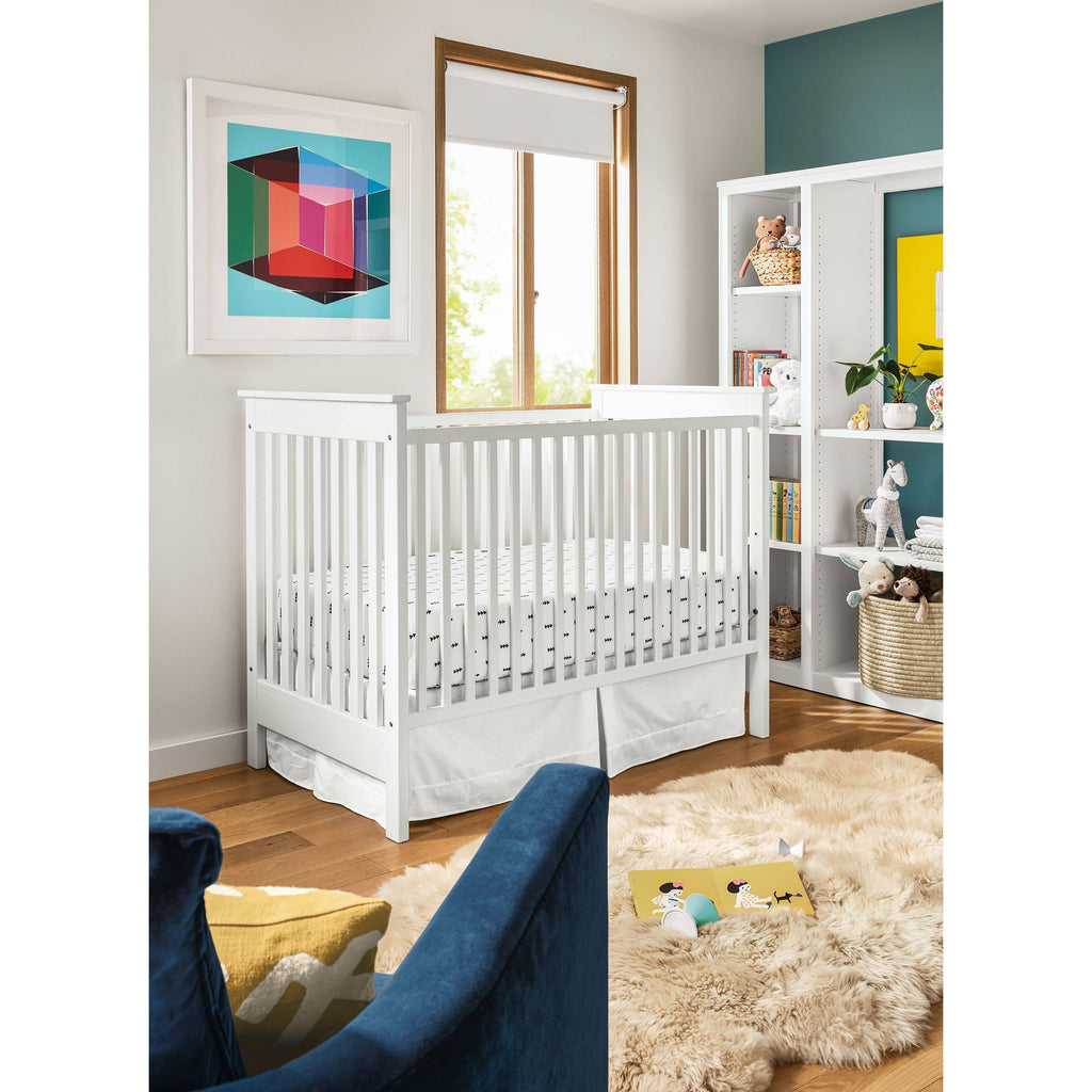 Modern Nest Crib with Toddler Bed Frame Conversion Rail G18760