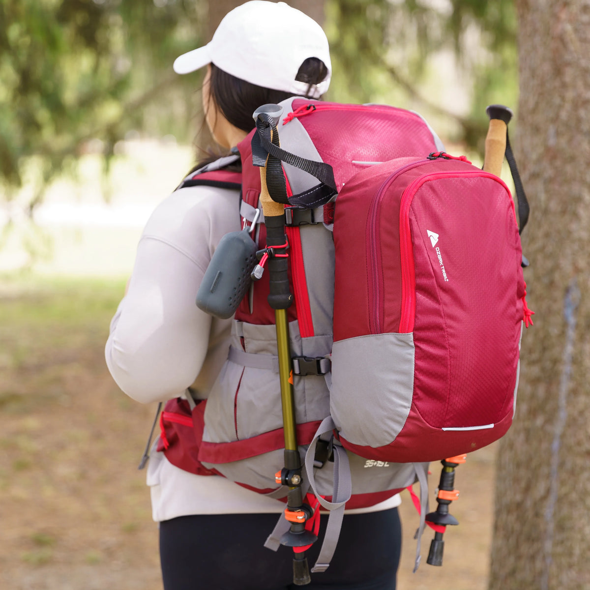 35 Liter Hiking Backpack with Detachable 15 Liter Daypack C80934