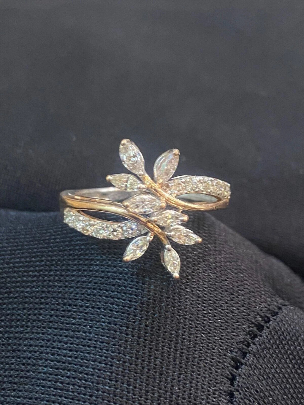 14K Two-Tone Gold Diamond Flower Petals Wedding Ring G737