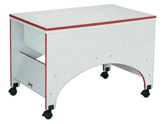 Blue Sensory Table L796353